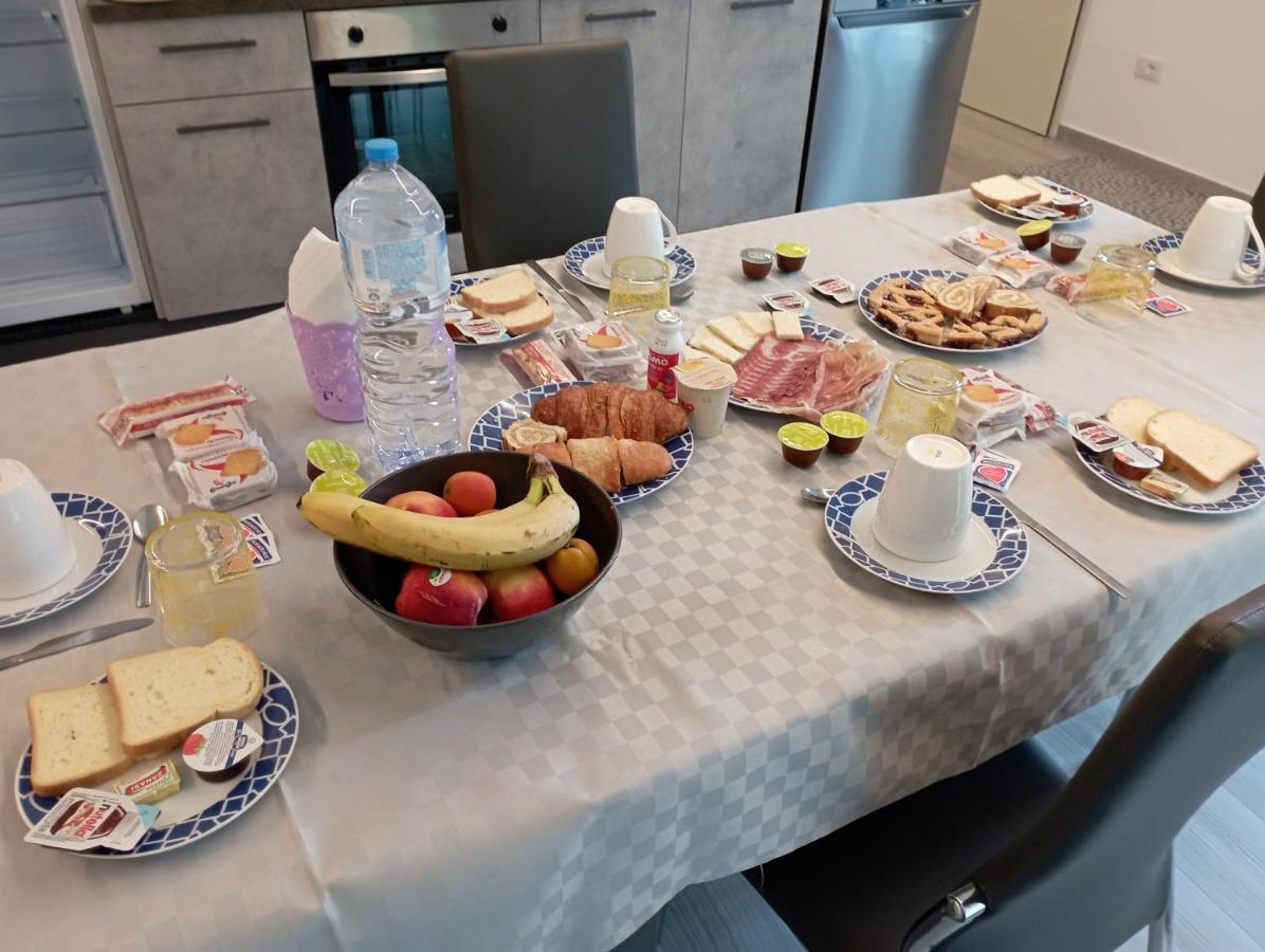 B&B Profumo Di Gelsomino Mombaroccio 外观 照片