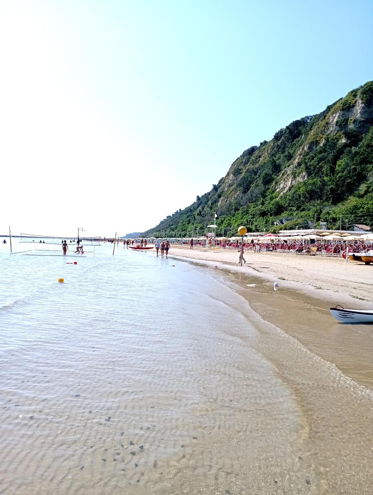 B&B Profumo Di Gelsomino Mombaroccio 外观 照片